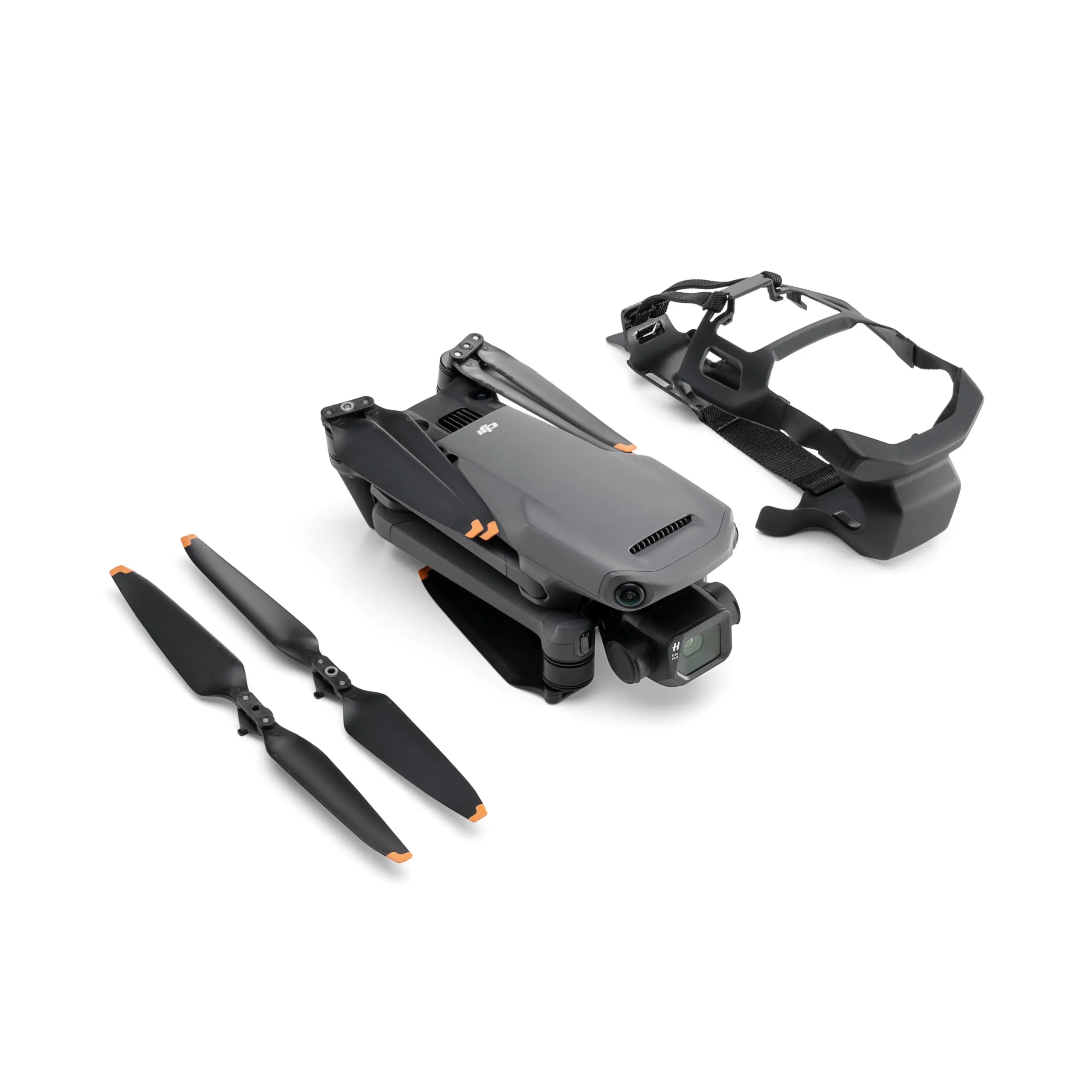 DJI Mavic 3 Classic 5.1K/50fps HD Video Professional Camera Drone with 46-Minutes Flight Time, 15km Transmission Range, Omnidirectional Sensing, and Vivid Hasselblad Color Imaging (DJI RC Remote Control Included)