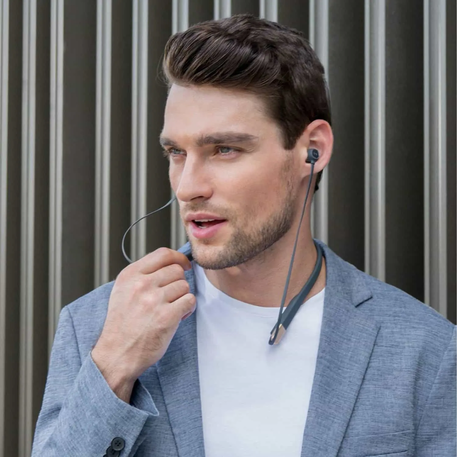 EP-B33 Qualcomm aptX Bluetooth 5.0 Neckband Wireless Earbuds