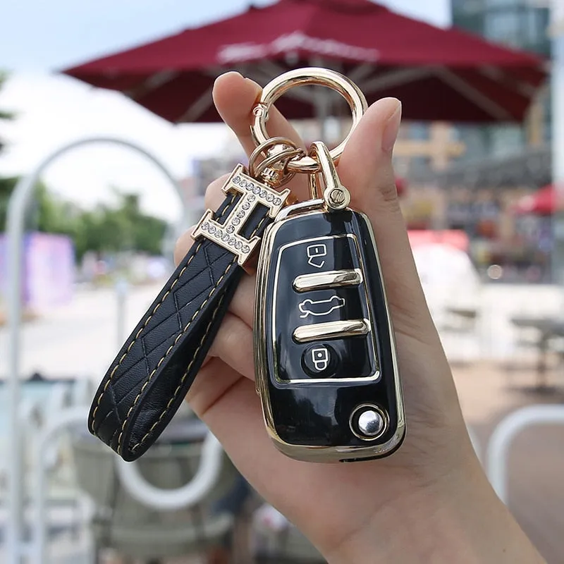 Fashion TPU Car Key Case Remote Full Cover Shell For Q3 A3 chery A1 Q2L/R8Q7 A6/A6L Land Cruiser Prado Keychain Accessories